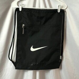 Nike Two Tone Activewear Athletic Sport Cut Gym Tote Bag